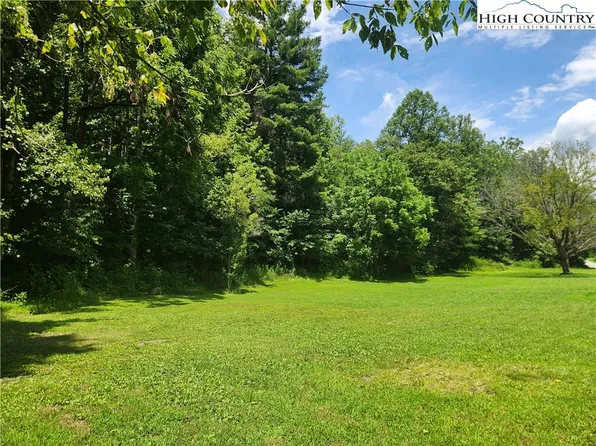 2003 Zacks Fork Road, Lenoir, NC 28645