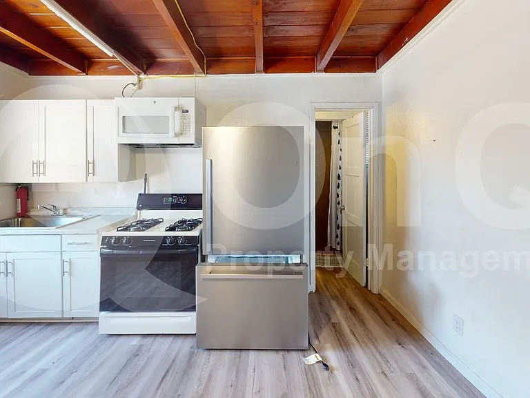 2519 N Estrella Ave #A — Photo 3