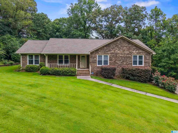 1044 Melissa Cir, Leeds, AL 35094