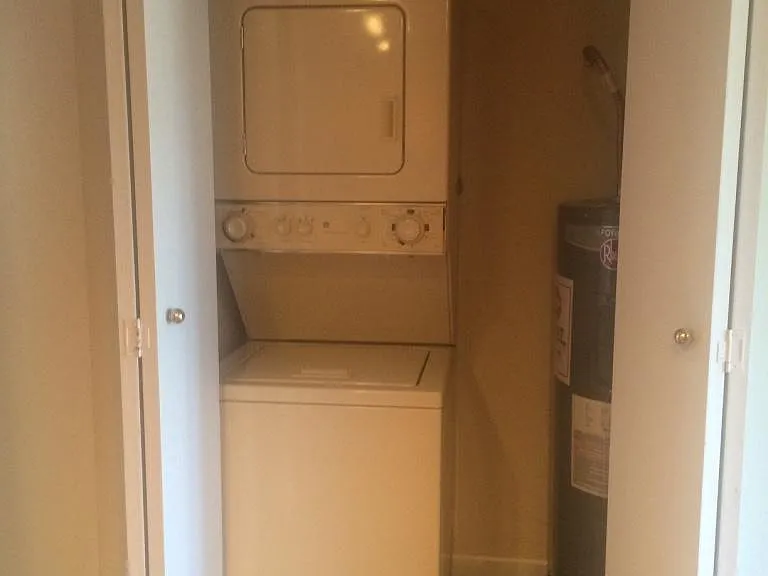 10424 NE 32nd Pl #C303 — Photo 17