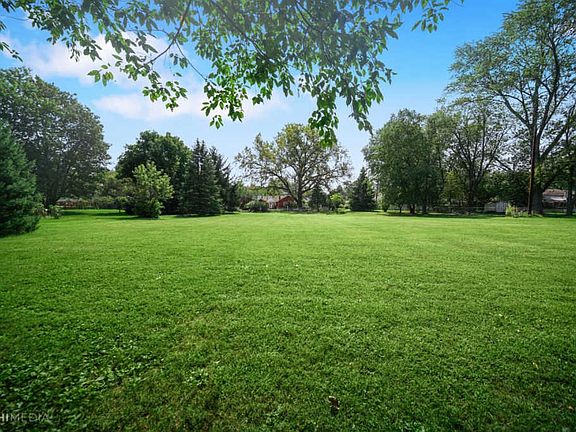 2nd image of 301 Glendale Blvd