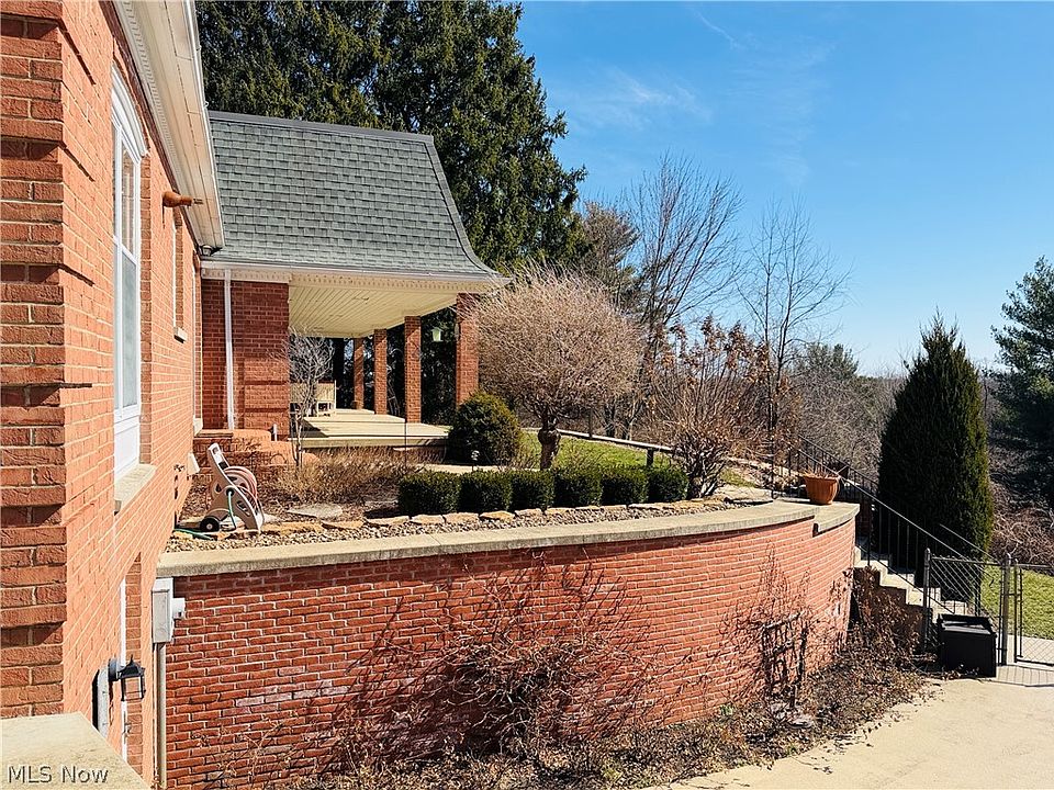 2950 Ash Meadows Blvd, Zanesville, OH 43701 | MLS #5190222 | Zillow