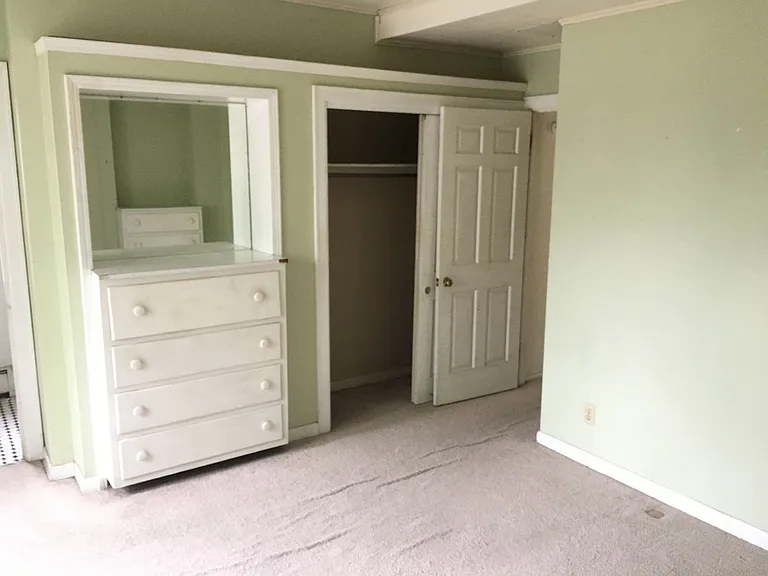 637 E Gorham St — Photo 18