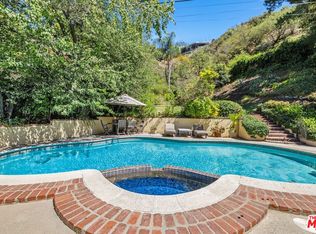 1834 Roscomare Rd, Los Angeles, CA 90077