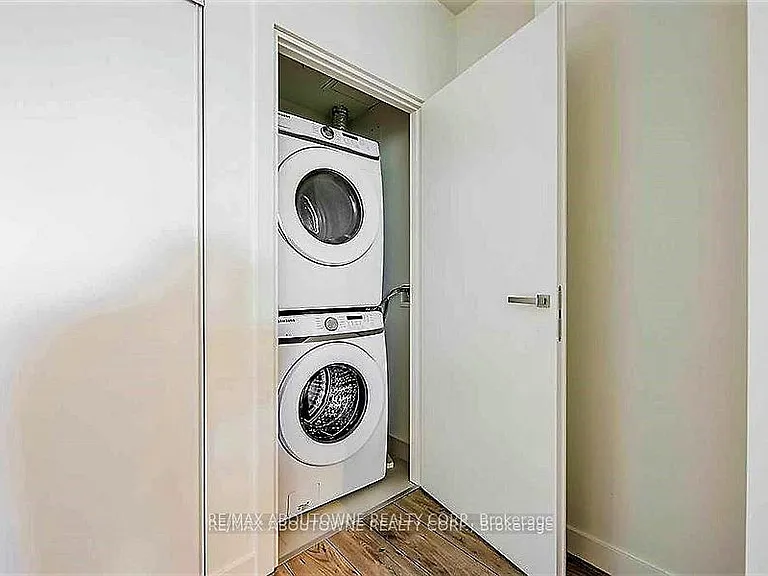 125 Bronte Rd #AO315 — Photo 12