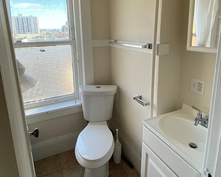 1461 Alice Street — Photo 9