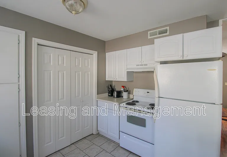 1423 Ashley River Rd #2C — Photo 8