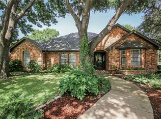 7809 Red Oak St, North Richland Hills, TX 76182