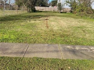 1732 Benton St, New Orleans, LA 70117
