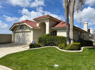 8232 Sheffield Ln, Bakersfield, CA 93311