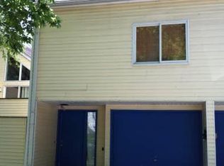 801 Stoughton St #A, Urbana, IL 61801