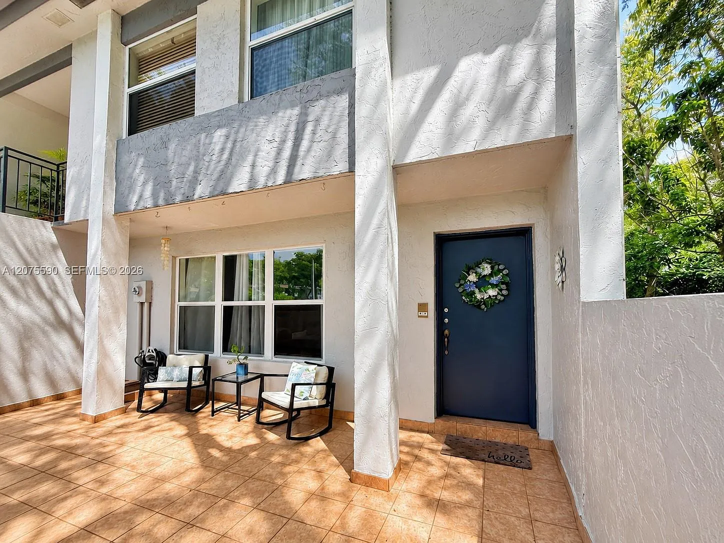 Lake Village Condo — Photo 4