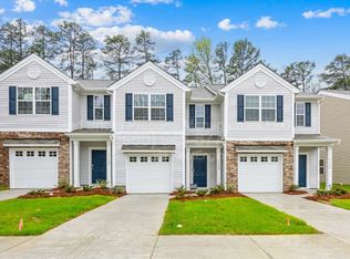 9128 Lowfalls Ln, Charlotte, NC 28216
