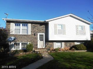 12 Cambridge Ct, Taneytown, MD