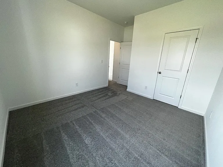 236 Summerlin Dr — Photo 26