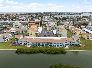 1 Windrush Blvd APT 63, Indian Rocks Beach, FL 33785