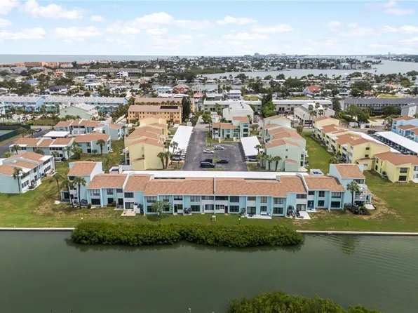 1 Windrush Blvd APT 63, Indian Rocks Beach, FL 33785
