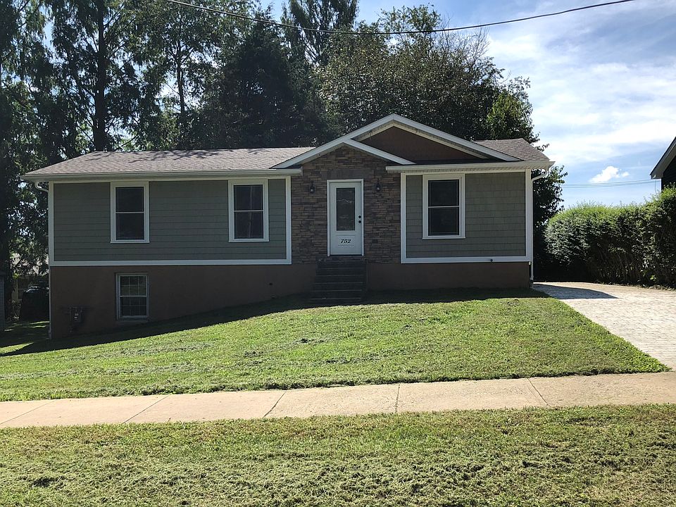 Newly Renovated 