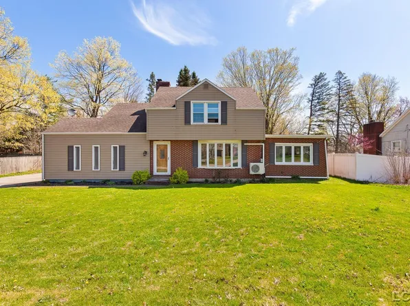 531 S Meridian Rd, Hudson, MI 49247