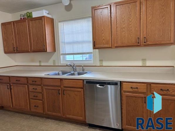 sioux-falls-south-dakota-447160148 picture