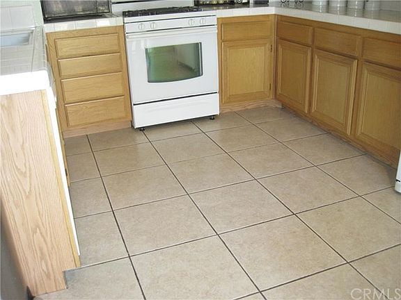 5th image of 16049 Prestwicke Way