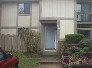 760 Kirkwall Dr, Akron, OH 44321