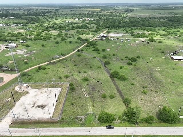 1st image of 3507 Oil Field Rd