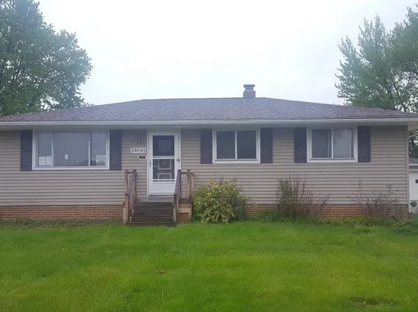 34841 Glen Dr, Eastlake, OH 44095