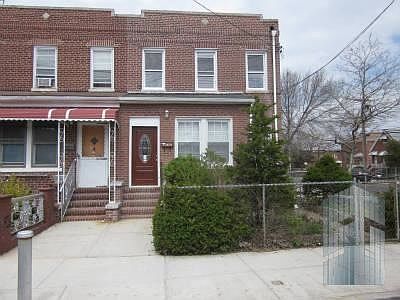 1st image of 975 E 221st St