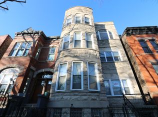 1414 W Polk St #3, Chicago, IL 60607