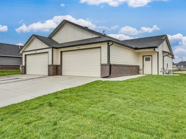 5742 E Bristol St, Wichita, KS 67220