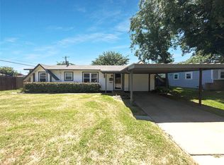205 Pimlico Way, Saginaw, TX 76179