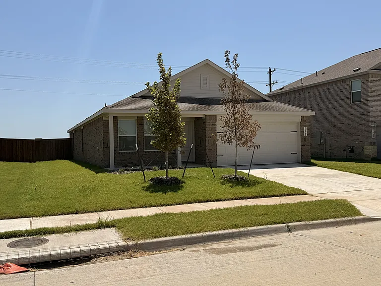 7808 Marion Downs Trl — Photo 2