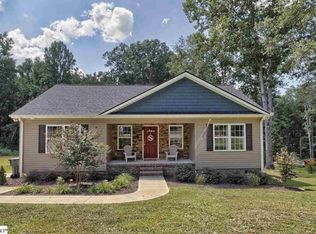1382 Camp Creek Rd, Taylors, SC 29687