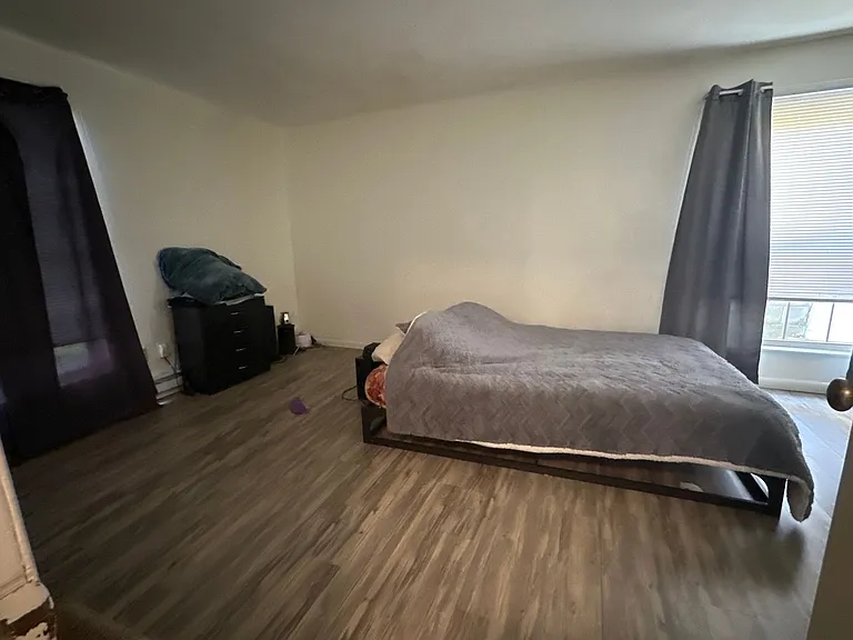 University Park Apartments near Cornell University — Photo 328