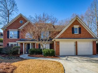 1929 Stonehouse Ct, Dunwoody, GA 30338