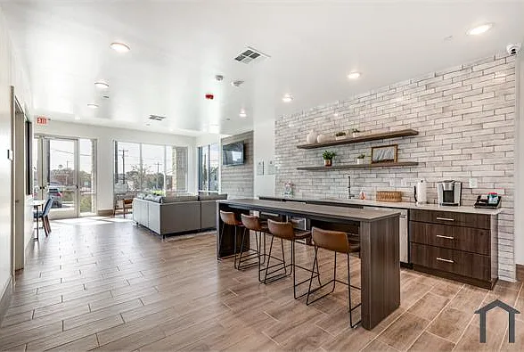 522 Everest Ave #1-310 — Photo 4