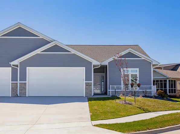 1650 Silver Pointe Dr, Waukee, IA 50263