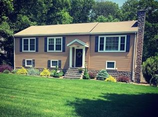 45 Foxcroft Rd, Denville, NJ 07834