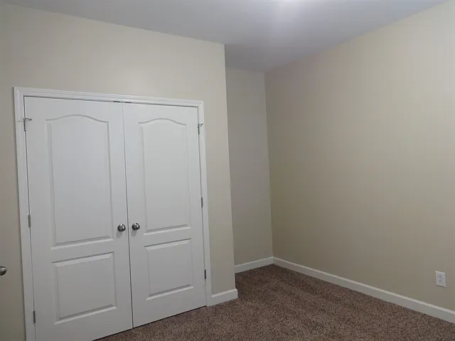 308 Nuttall Dr — Photo 8