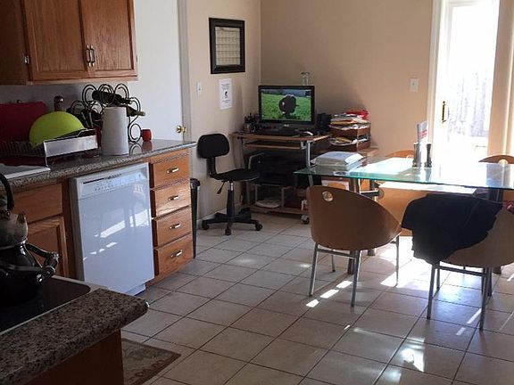 2nd image of 3916 Silver Leaf Dr