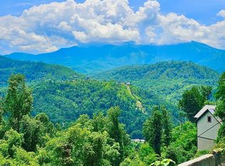 430 Greystone Heights Rd, Gatlinburg, TN 37738