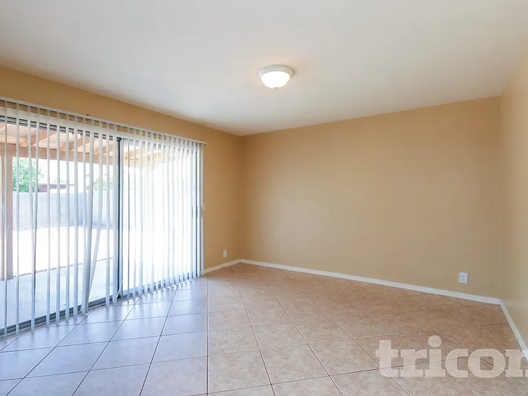 7334 W Carol Ave — Photo 6