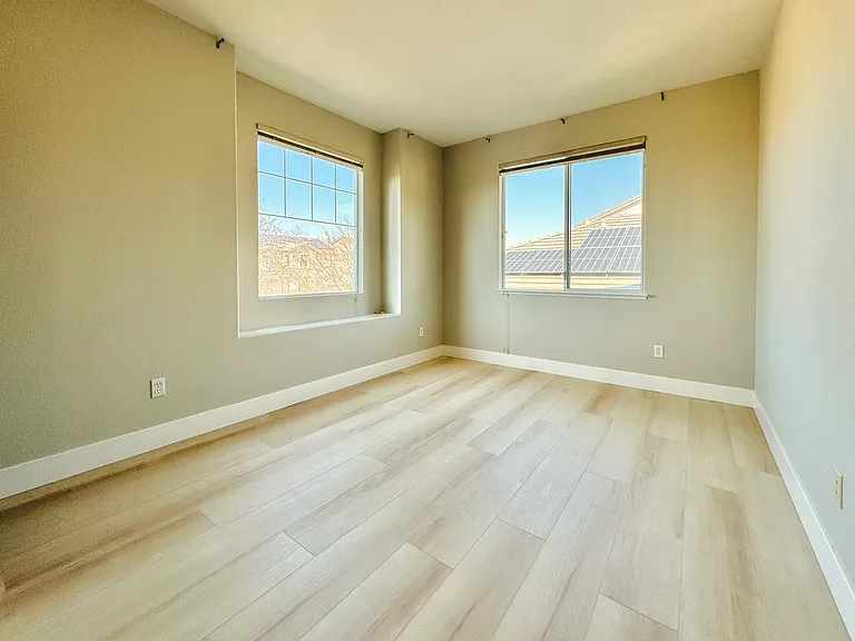 5181 Stone Canyon Dr — Photo 34