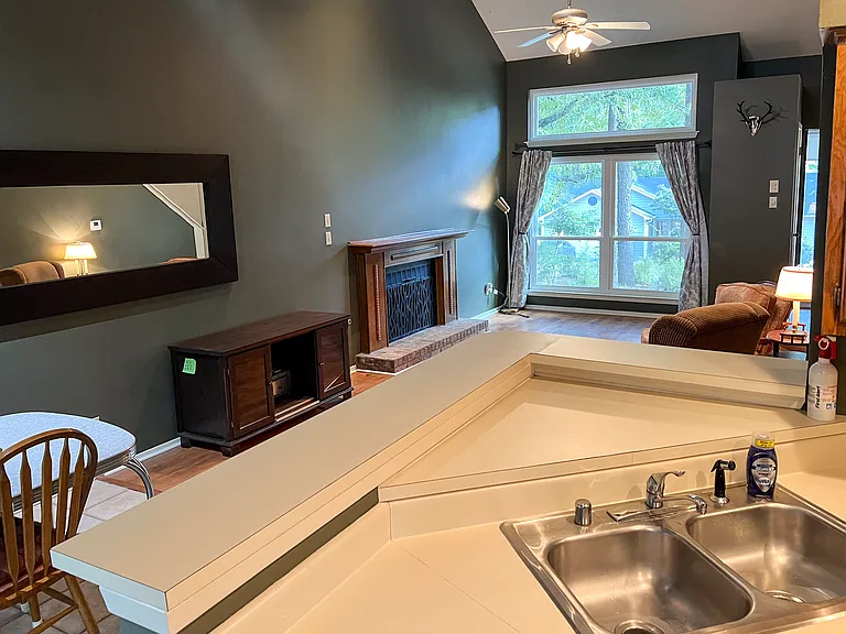 816 Cedar Ridge Dr — Photo 10