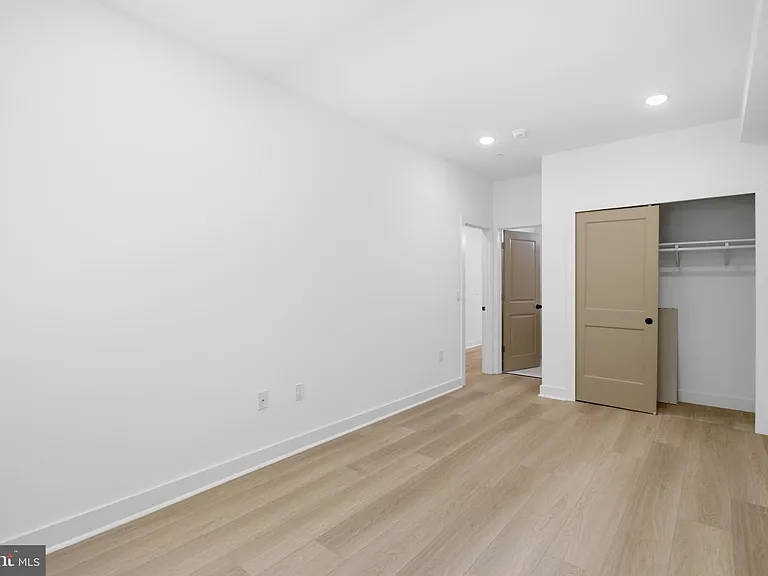 3931 Fairmount Ave #1 — Photo 8