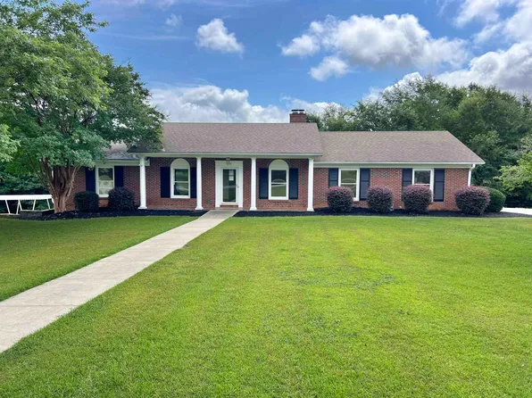 300 Asbury Dr, Landrum, SC 29356