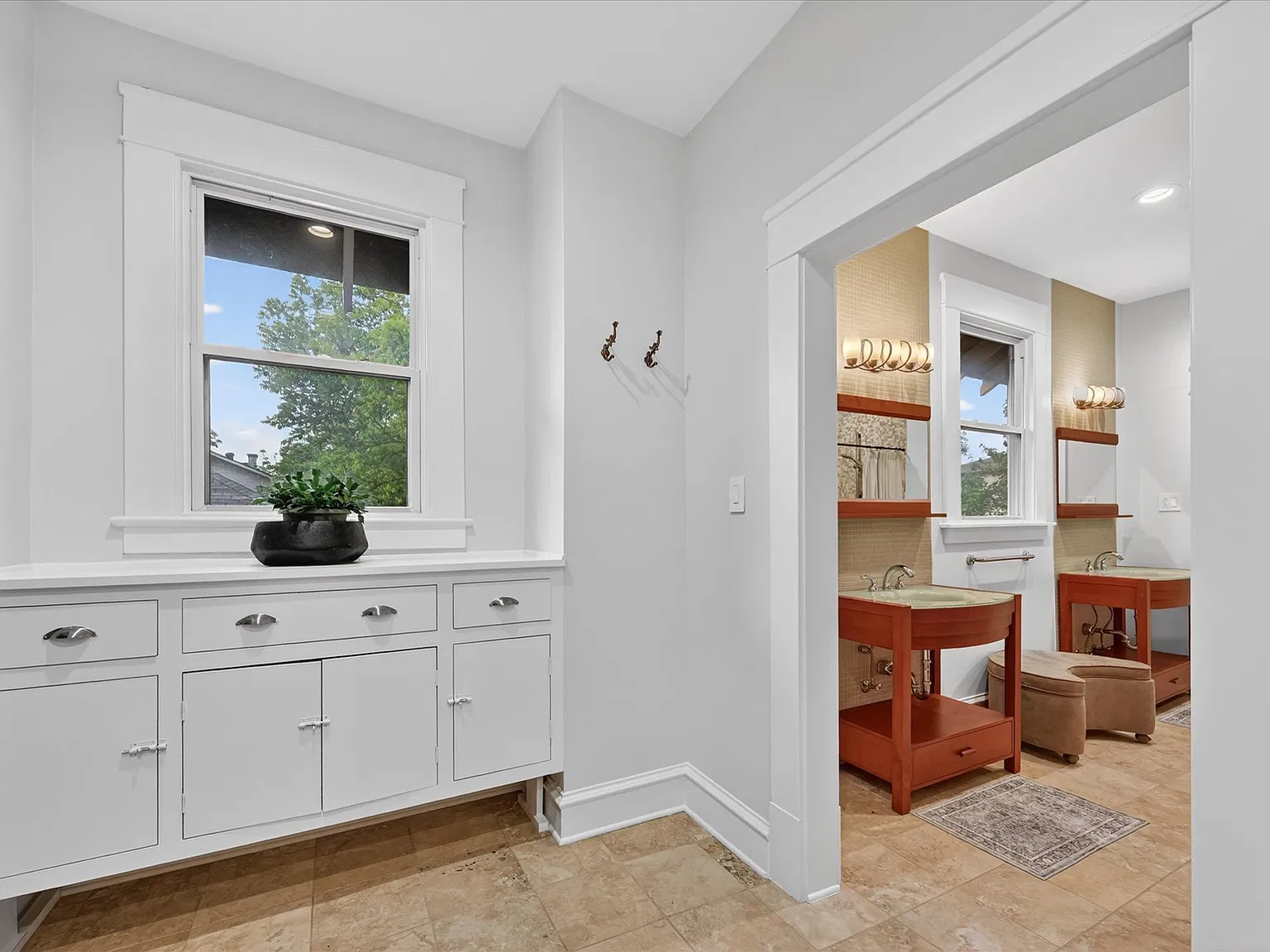 4 bed, 3596 sqft, $5,000 — Photo 4