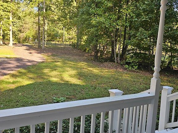 2nd image of 1276 Peach Grove Rd