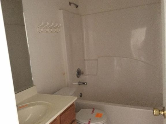 5th image of 2132 Delano Park Dr